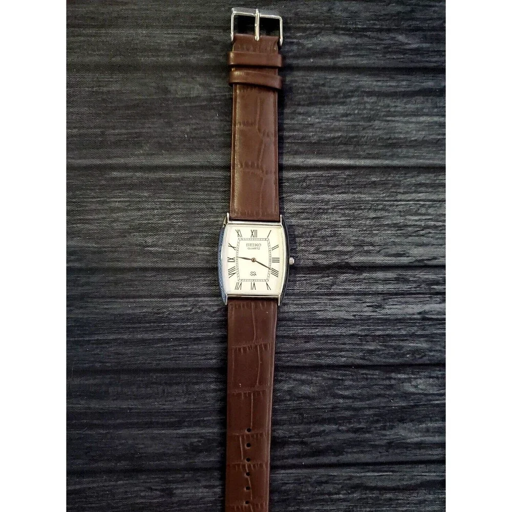 RARE NOS Seiko Men Barrel Tank White Roman Dial‎ Brown Leather band